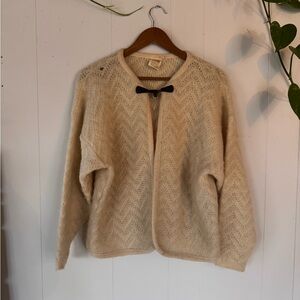 Icemart Vintage Women's Cardigan with Black Accent